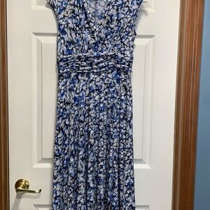 Perceptions Blue and White Floral Midi Dress